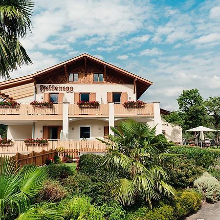 Felsenegg Hotel Налес Екстериор снимка