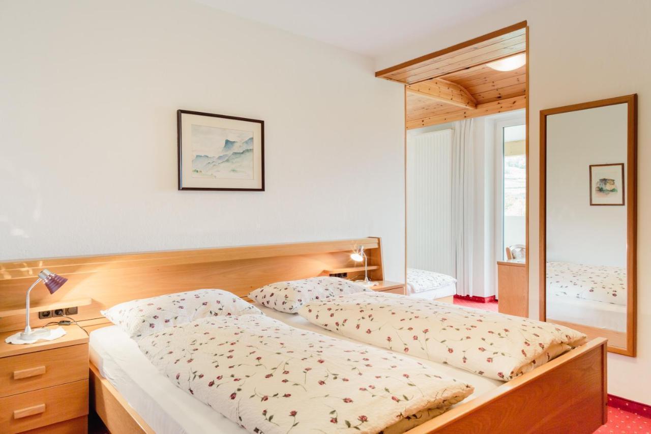 Felsenegg Hotel Налес Екстериор снимка