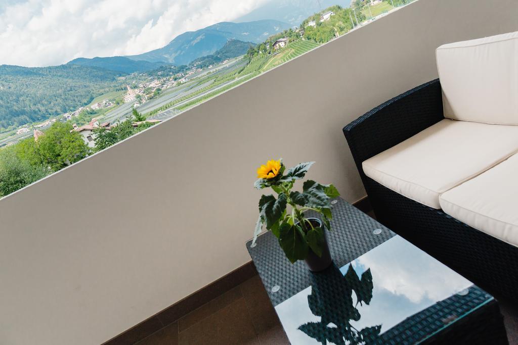 Felsenegg Hotel Налес Екстериор снимка