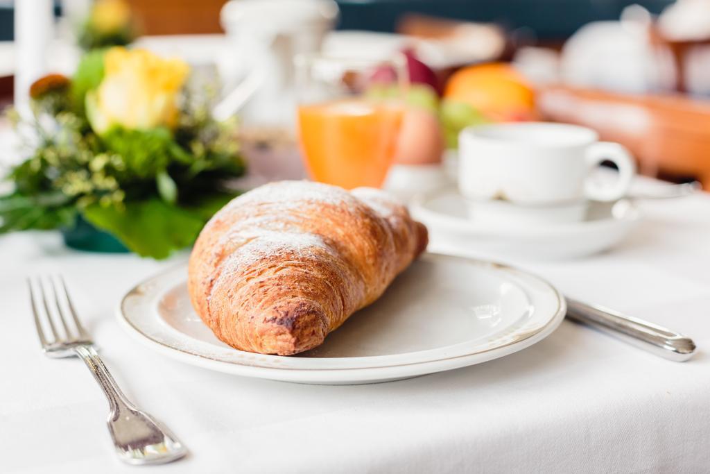 Felsenegg Hotel Налес Екстериор снимка